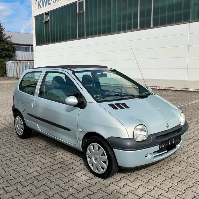 Renault Twingo 120.000 km 2.650 € Düsseldorf 40589