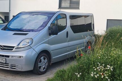 Opel Vivaro 207.000 km 6.500 &euro; Waiblingen 71336