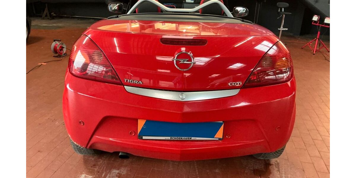 Opel Tigra 180.000 km 3.990 &euro; Bergheim-Niederaussem 50129