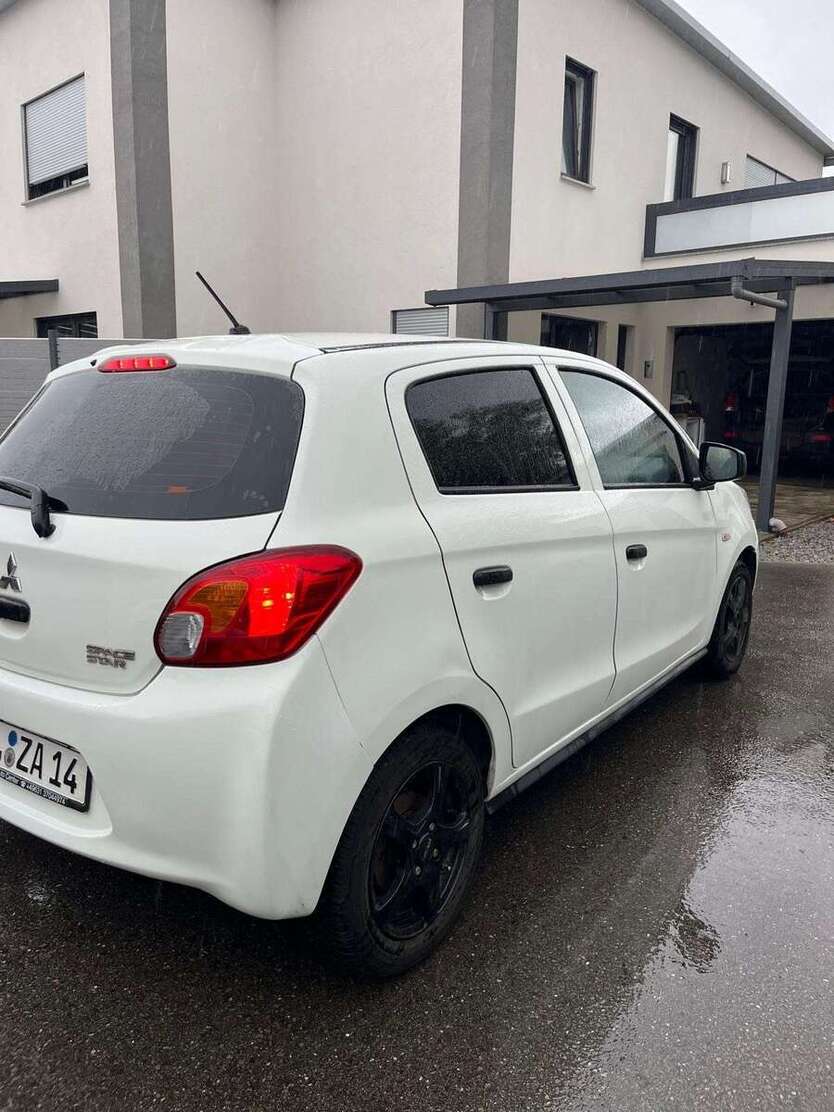 Mitsubishi Space Star 127.461 km 4.000 € Kaiserslautern 67657