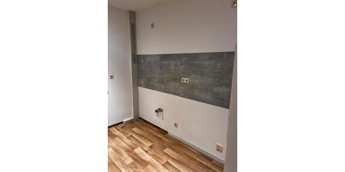 Erdgeschoßwohnung Crimmitschau - 2 Zimmer, 47 m&sup2;, 294&euro; | Angebot:26266998