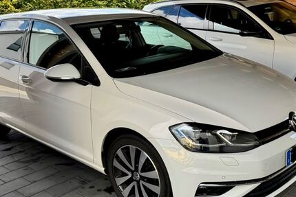 VW Golf 157.000 km 11.990 &euro; Wolkenstein 09429