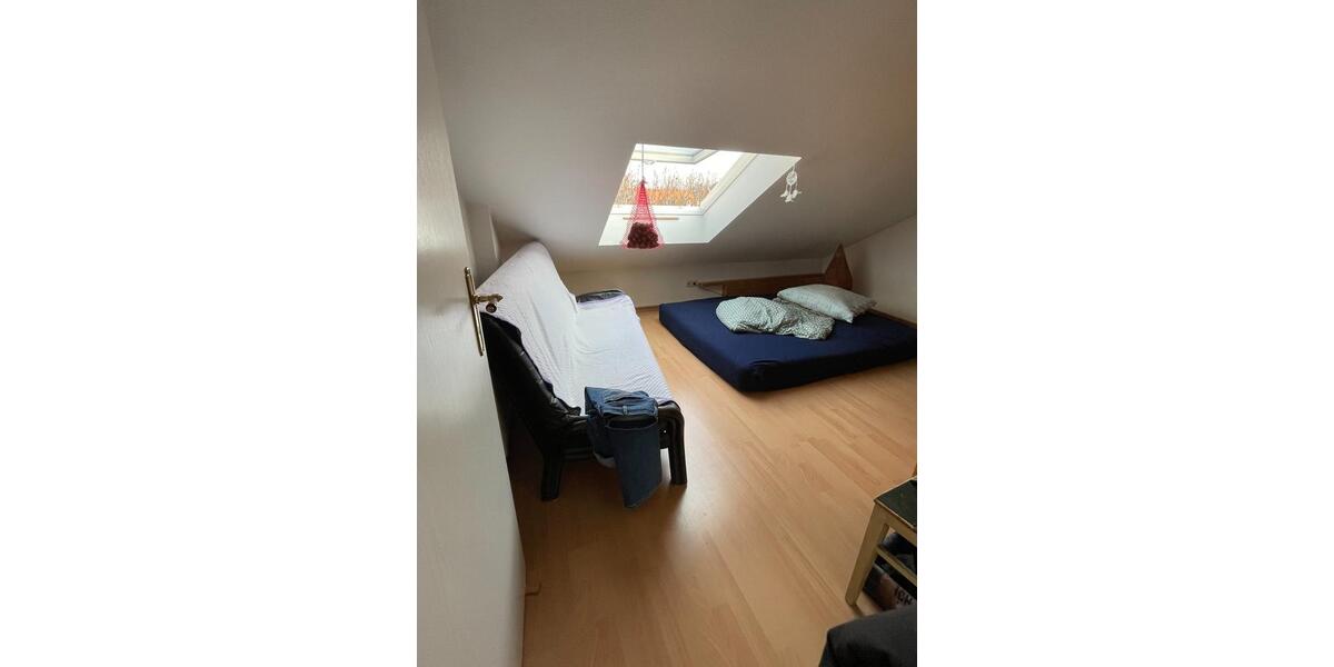 Dachgeschoßwohnung Dresden Neustadt - 2 Zimmer, 45 m&sup2;, 115.000&euro; | Angebot:25907074