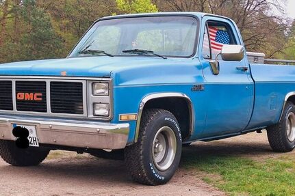 GMC Sierra