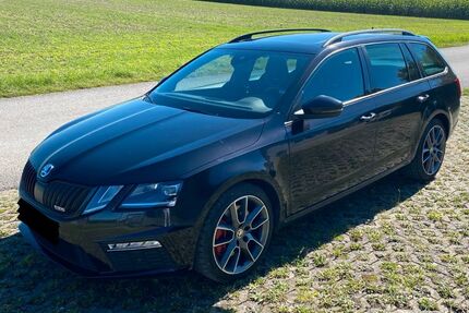 Skoda Octavia 115.000 km 22.700 € Amberg 86854