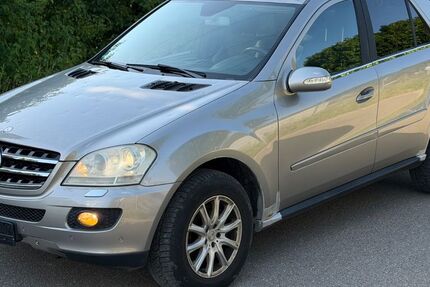 Mercedes-Benz ML 320 300.000 km 2.650 &euro; Strassberg 72479