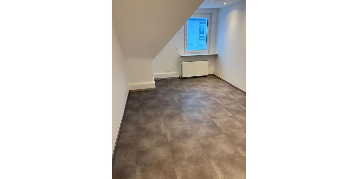 Zwei sanierte Doppelhaushälften in Wuppertal-Langerfeld 3 zimmer