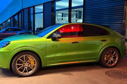Porsche Cayenne 9.500 km 160.000 &euro; Regensburg 93055