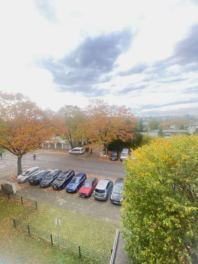 Wohnung zum Kaufen in Köln 260.000 € 89 m² 4 zimmer