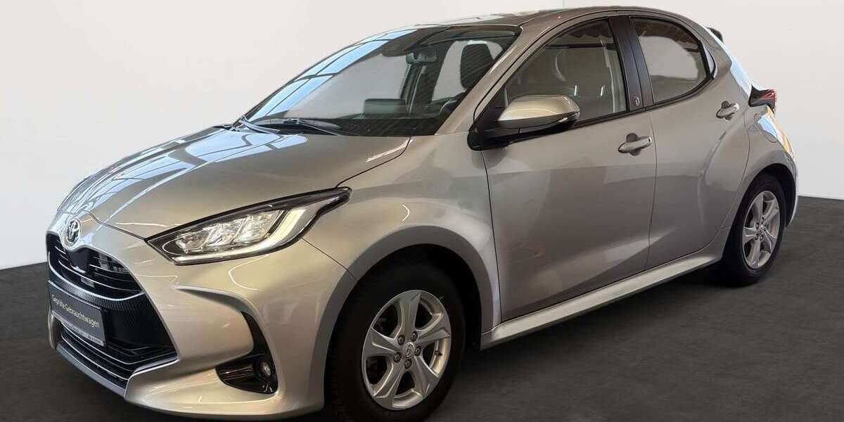 Toyota Yaris 67.700 km 17.890 &euro; Villingen-Schwenningen 78048