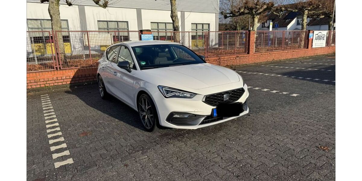 Seat Leon 97.441 km 17.800 € Langen 63225