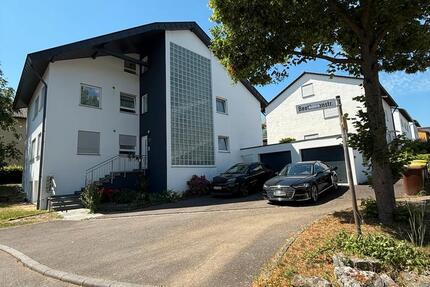 Wohnung Freiberg am Neckar - 2 Zimmer, 66 m&sup2;, 900&euro; | Angebot:25422858