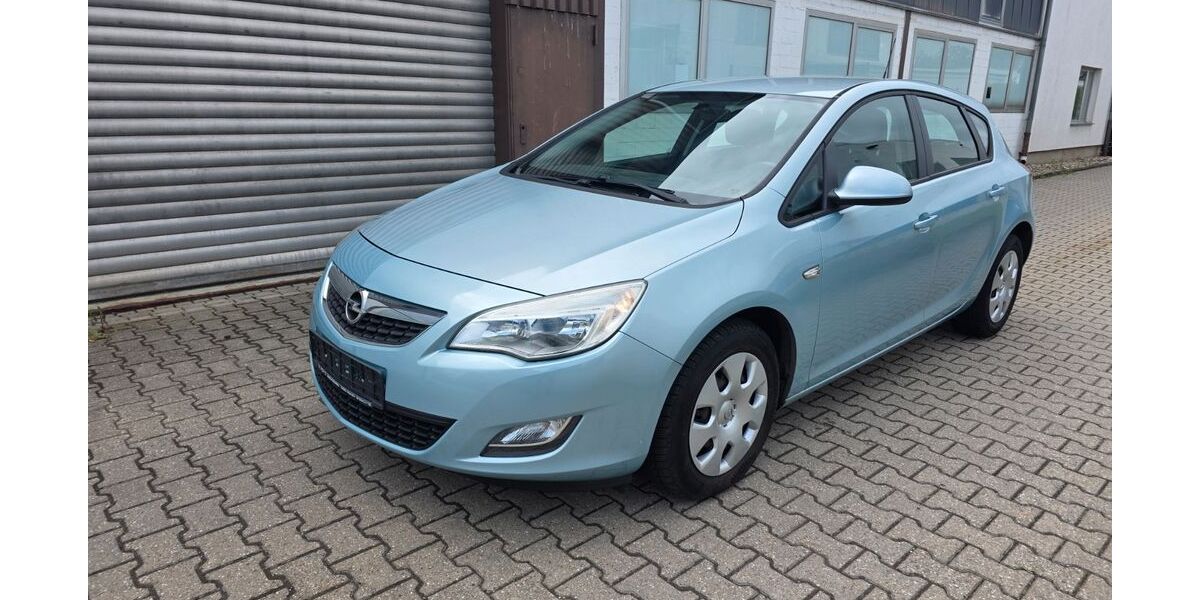 Opel Astra 112.000 km 4.490 &euro; Eschweiler 52249