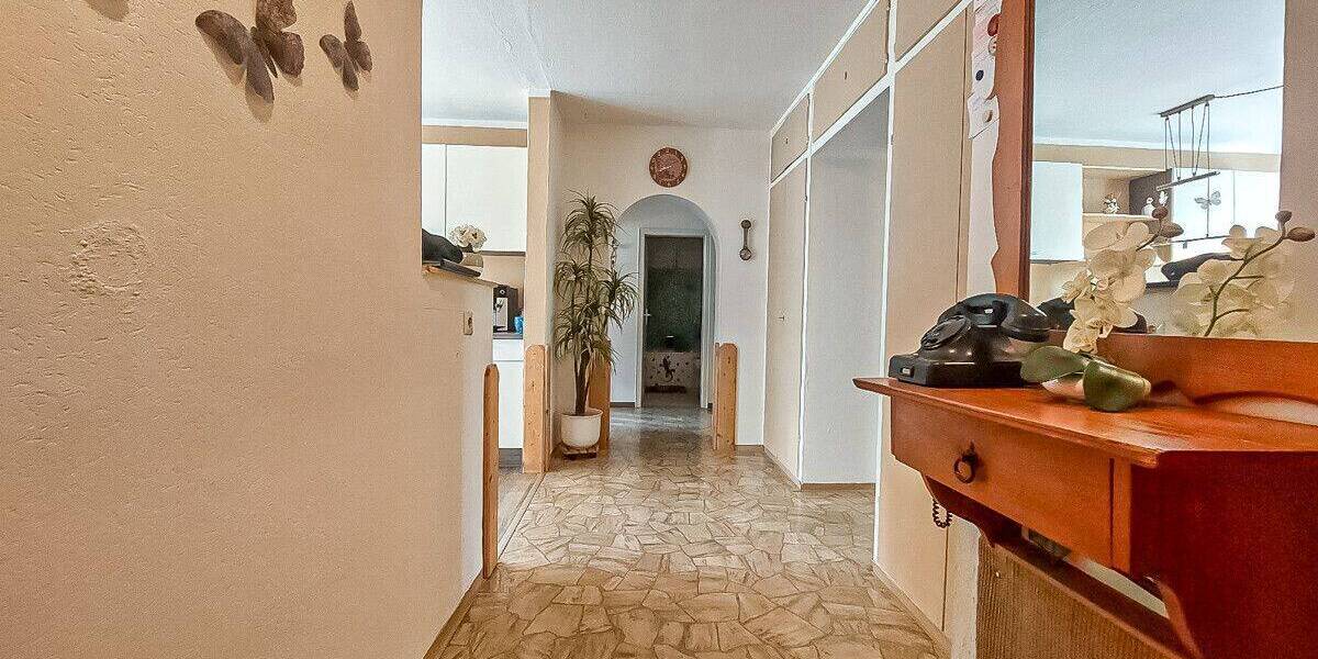 Etagenwohnung Offenburg / Hildboltsweier Südweststadt - 3 Zimmer, 80 m&sup2;, 199.000&euro; | Angebot:26798322