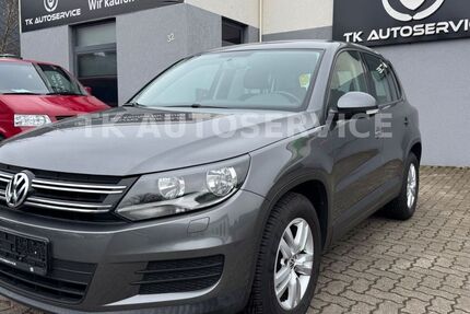 VW Tiguan 92.570 km 11.999 &euro; Kummerfeld 25495