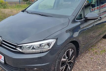 VW Touran 147.800 km 20.985 &euro; Halle / Saale 06112