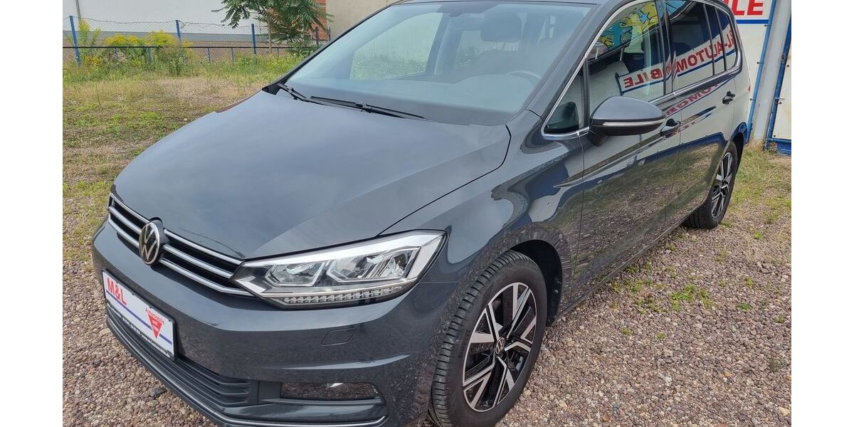 VW Touran 147.800 km 20.985 &euro; Halle / Saale 06112