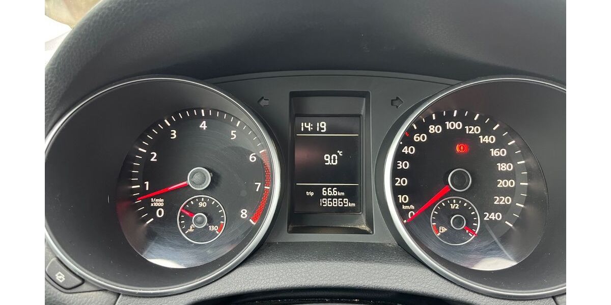 VW Golf 196.900 km 3.900 &euro; Wehr 56653