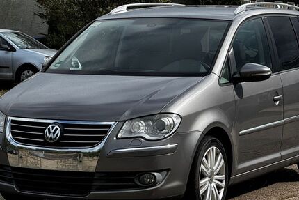 VW Touran 311.000 km 4.499 € Greppin 06803