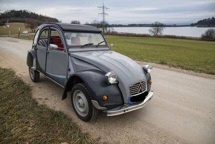 Citroen 2 CV 63.238 km 7.999 &euro; Überlingen 88662