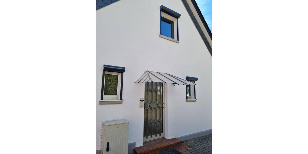 Einfamilienhaus Gelnhausen Hailer - 4 Zimmer, 180 m&sup2;, 2.250&euro; | Angebot:26870113