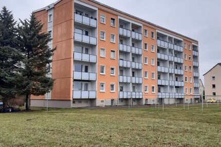 idyllisch im Grünen gelegene 2 RaumWohnung unweit von Dresden mit Südbalkon