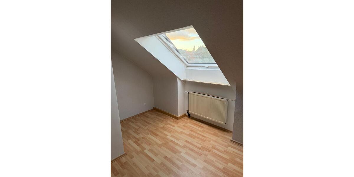 Dachgeschoßwohnung Mannheim Rheinau - 3 Zimmer, 70 m&sup2;, 900&euro; | Angebot:26404860