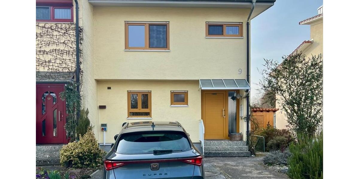 Doppelhaushälfte Markdorf - 5 Zimmer, 126 m&sup2;, 1.750&euro; | Angebot:25398805