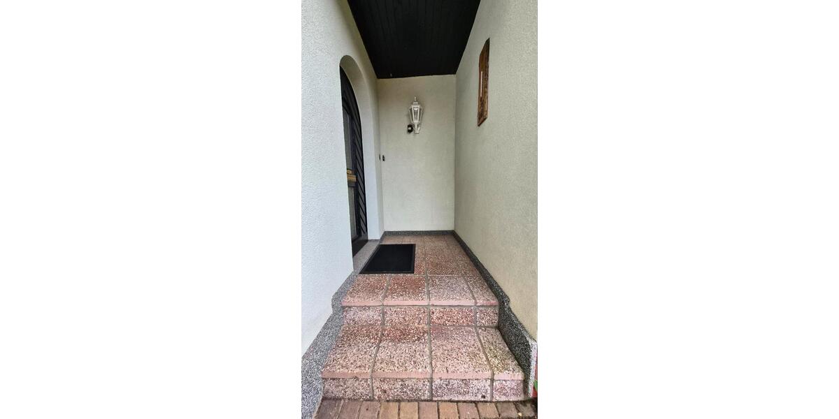 Einfamilienhaus Arnstein - 5 Zimmer, 125 m&sup2;, 180.000&euro; | Angebot:26565443