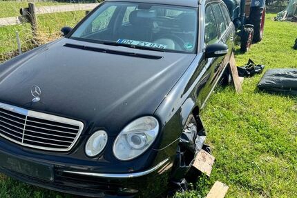 Mercedes-Benz 220 300.000 km 2.500 € Waldbreitbach 56588