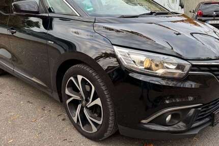 Renault Scenic 244.979 km 8.500 € Emmering 82275
