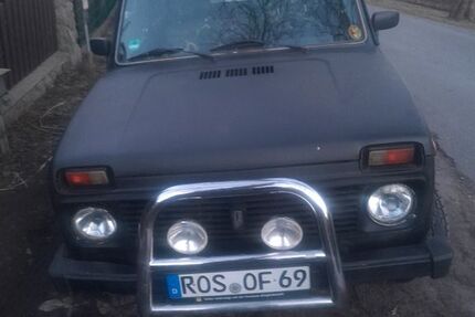 Lada Niva 179.000 km 6.666 &euro; Dabendorf 15806