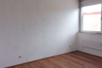 Wohnung Kreuztal - 3 Zimmer, 74 m&sup2;, 349&euro; | Angebot:25619307