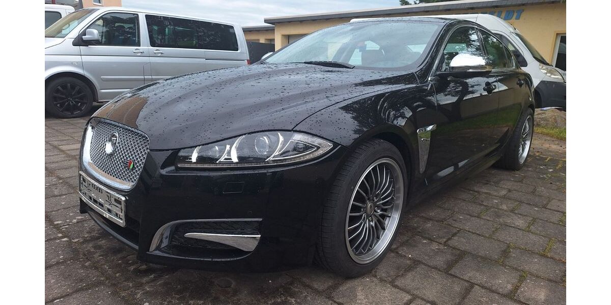 Jaguar XF 149.235 km 13.490 &euro; Tangermünde 39590