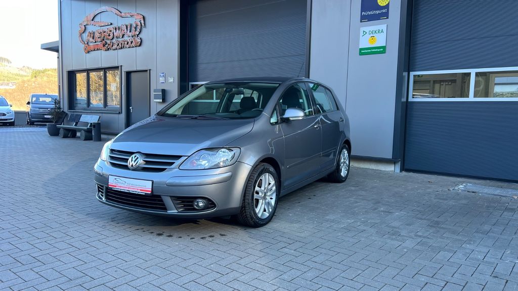 VW Golf 115.000 km 5.990 &euro; Finnentrop 57413