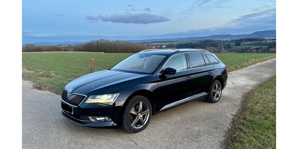 Skoda Superb 256.500 km 12.599 &euro; Eschach 73569