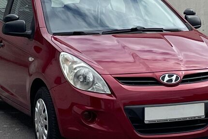 Hyundai i20 166.000 km 3.250 &euro; Neumünster 24539