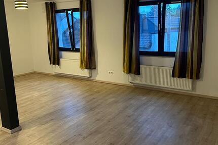 1-Zimmer-Wohnung mit Balkon in zentraler Lage 1 zimmer