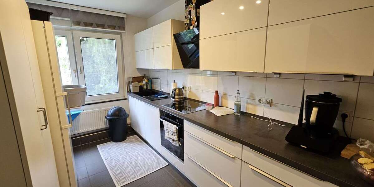 Etagenwohnung Krefeld Krefeld-Mitte - 3 Zimmer, 81 m&sup2;, 731&euro; | Angebot:26855427
