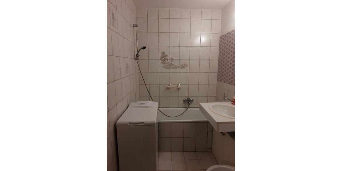 Etagenwohnung Apolda - 4 Zimmer, 73 m&sup2;, 102.000&euro; | Angebot:26795147