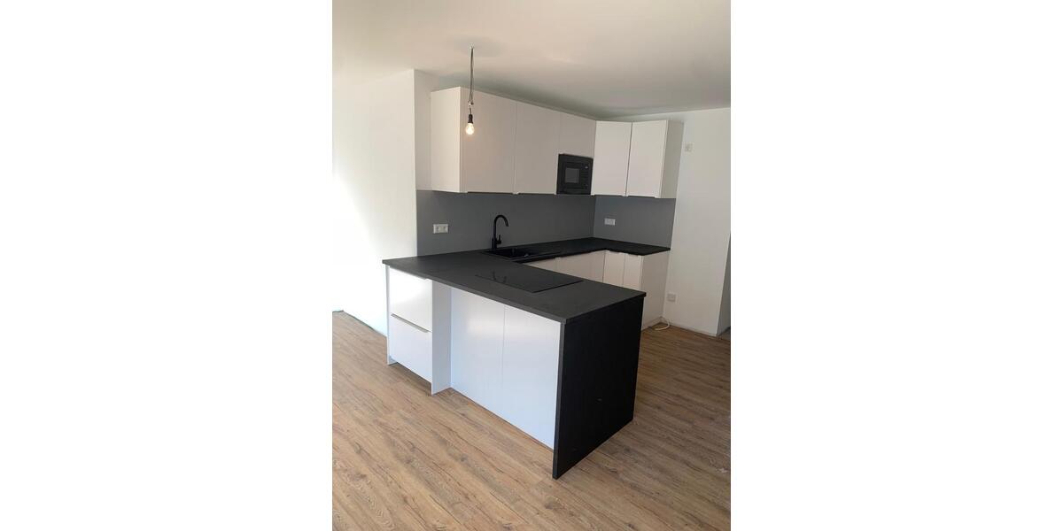 Einfamilienhaus Nürtingen - 3 Zimmer, 85 m&sup2;, 1.440&euro; | Angebot:24842582