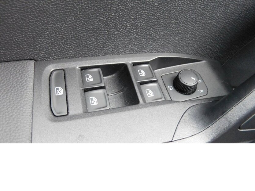 Seat Ibiza 1.0 Reference MPI BMT 4Trg Klima 22.000 km 12.990 € Vordorf 38533