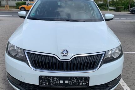 Skoda Rapid 168.610 km 5.399 &euro; Mainz-Kastel 55252