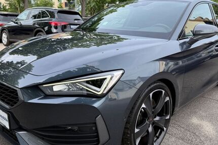 Cupra Leon 50.111 km 24.800 &euro; München 81243
