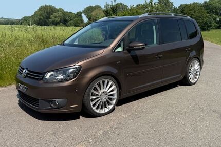 VW Touran 236.000 km 8.900 &euro; Laucha 99880
