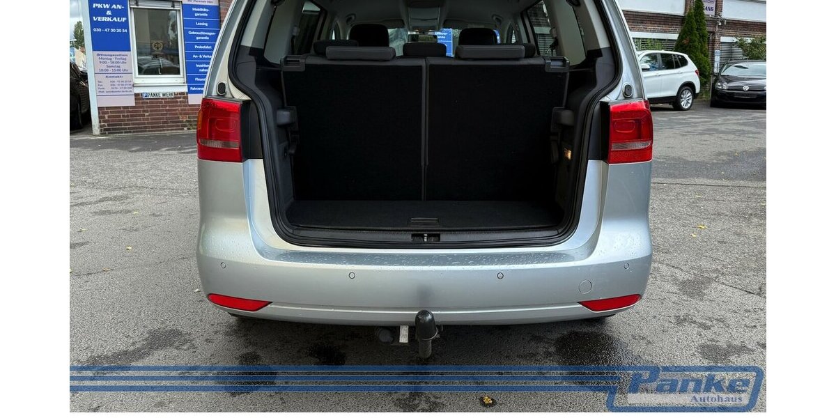 VW Touran Comfortline*7-sitz*AHK*Navi*SHZ*Tempo* 138.823 km 11.890 &euro; Berlin 13187
