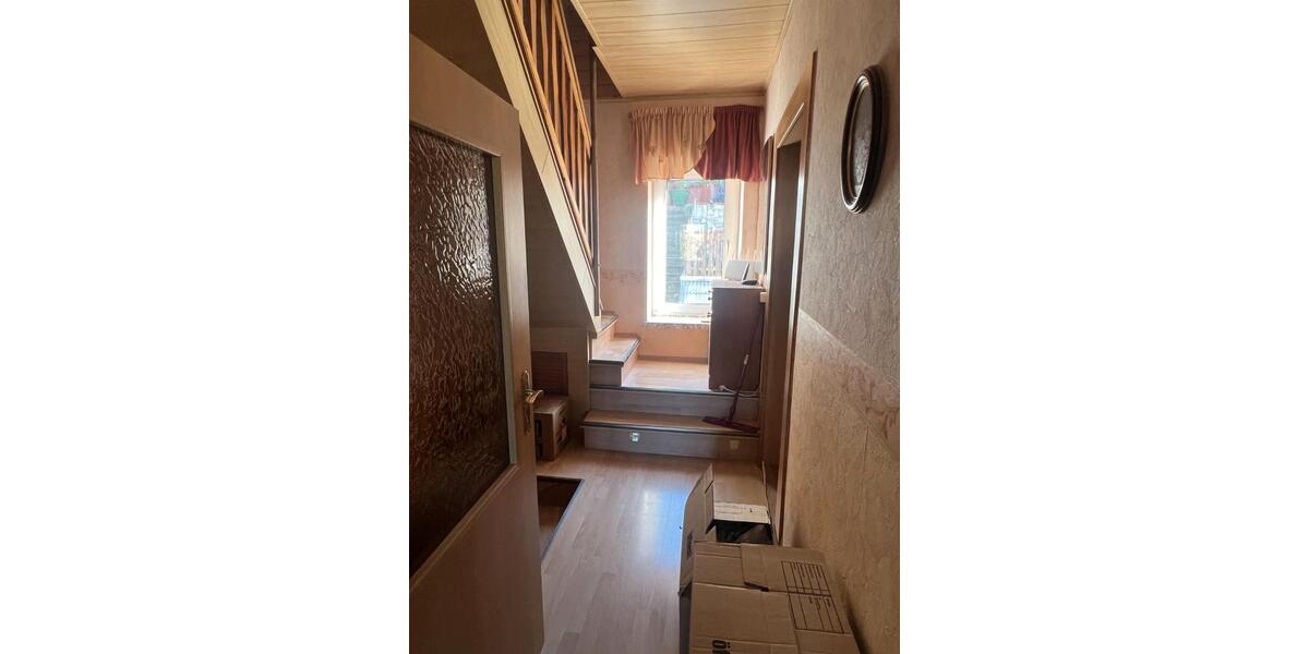 Reihenhaus Lunzenau - 4 Zimmer, 147 m&sup2;, 85.000&euro; | Angebot:26150371