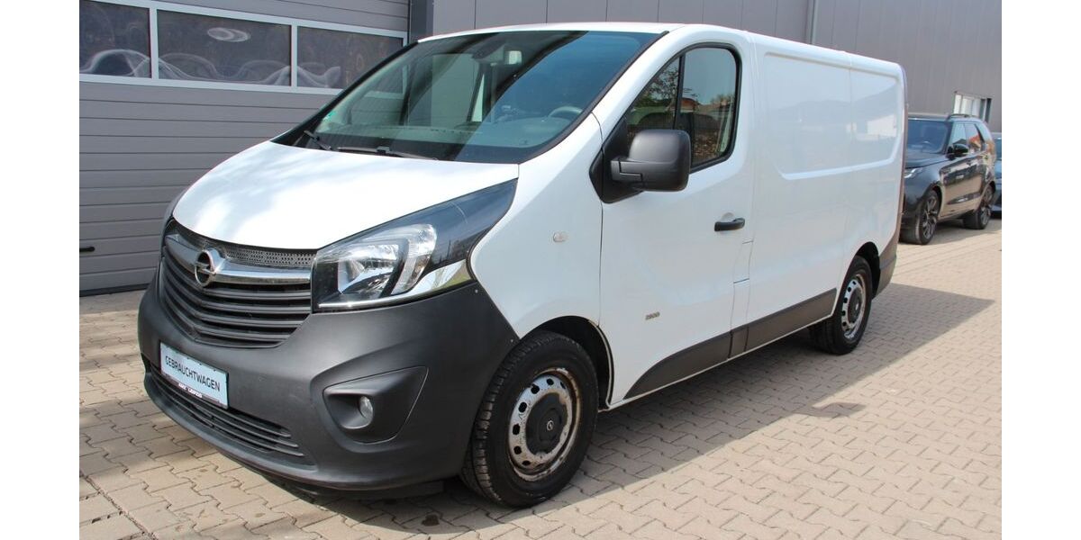 Opel Vivaro 299.999 km 5.880 &euro; Leipzig 04179
