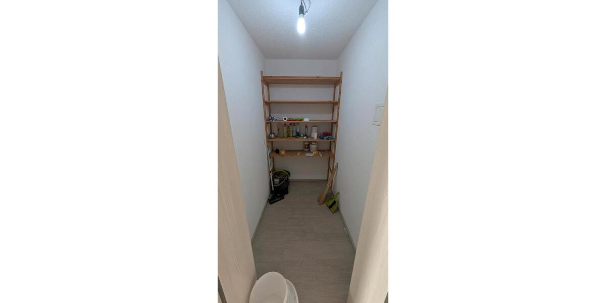 Etagenwohnung Villingen-Schwenningen Schwenningen - 1.5 Zimmer, 45 m&sup2;, 135.000&euro; | Angebot:27143046