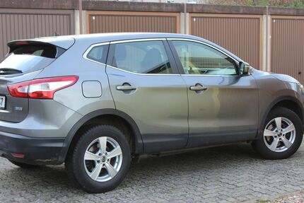 Nissan Qashqai 202.000 km 7.700 &euro; Peine 31228